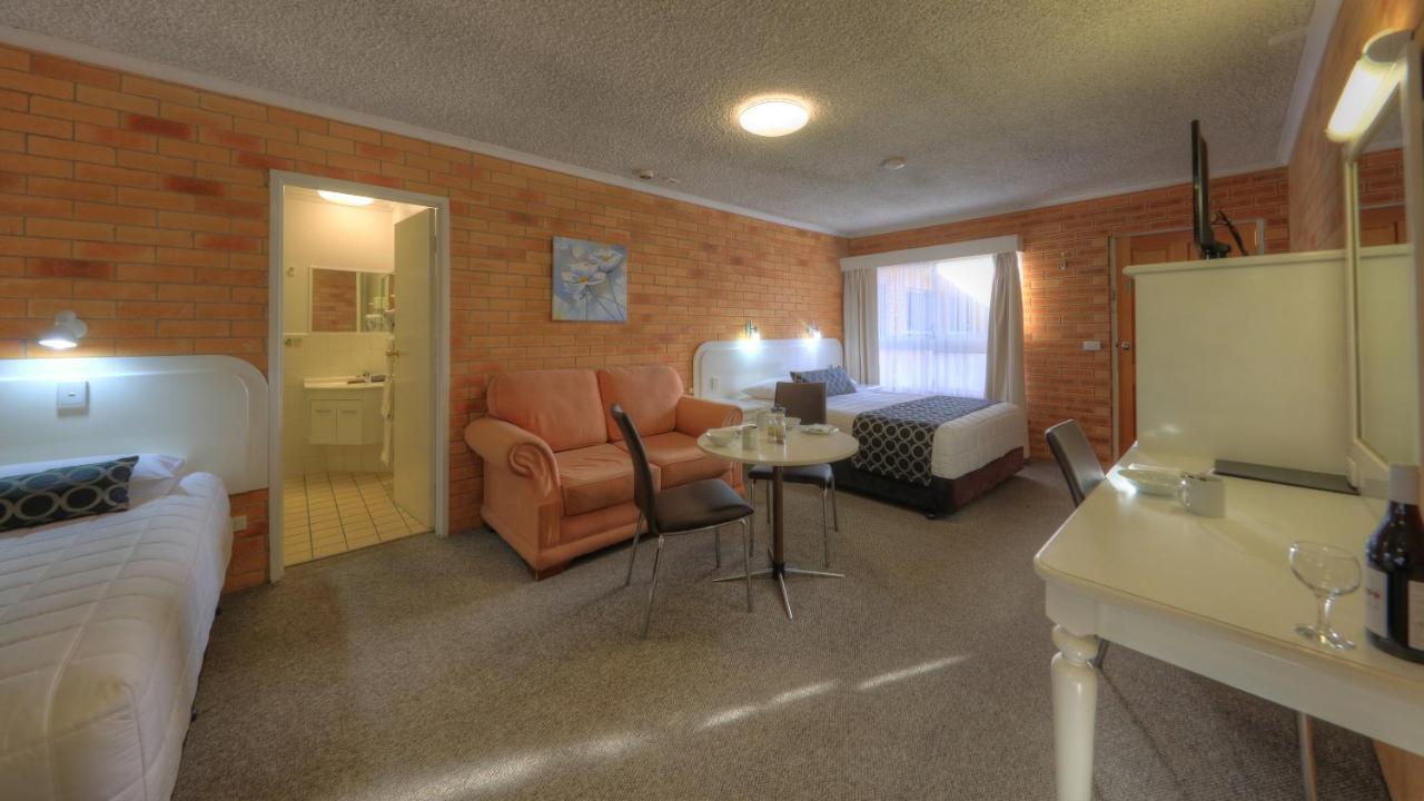 Cousins Motor Inn Inverell Extérieur photo
