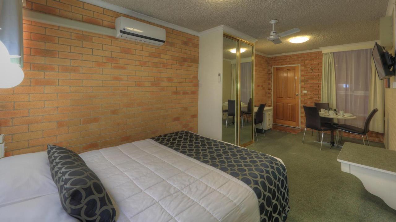 Cousins Motor Inn Inverell Extérieur photo