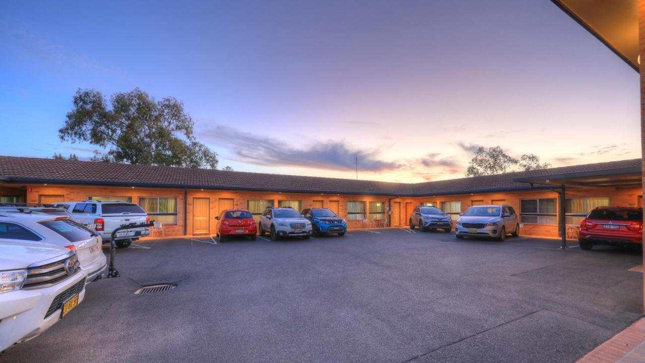 Cousins Motor Inn Inverell Extérieur photo