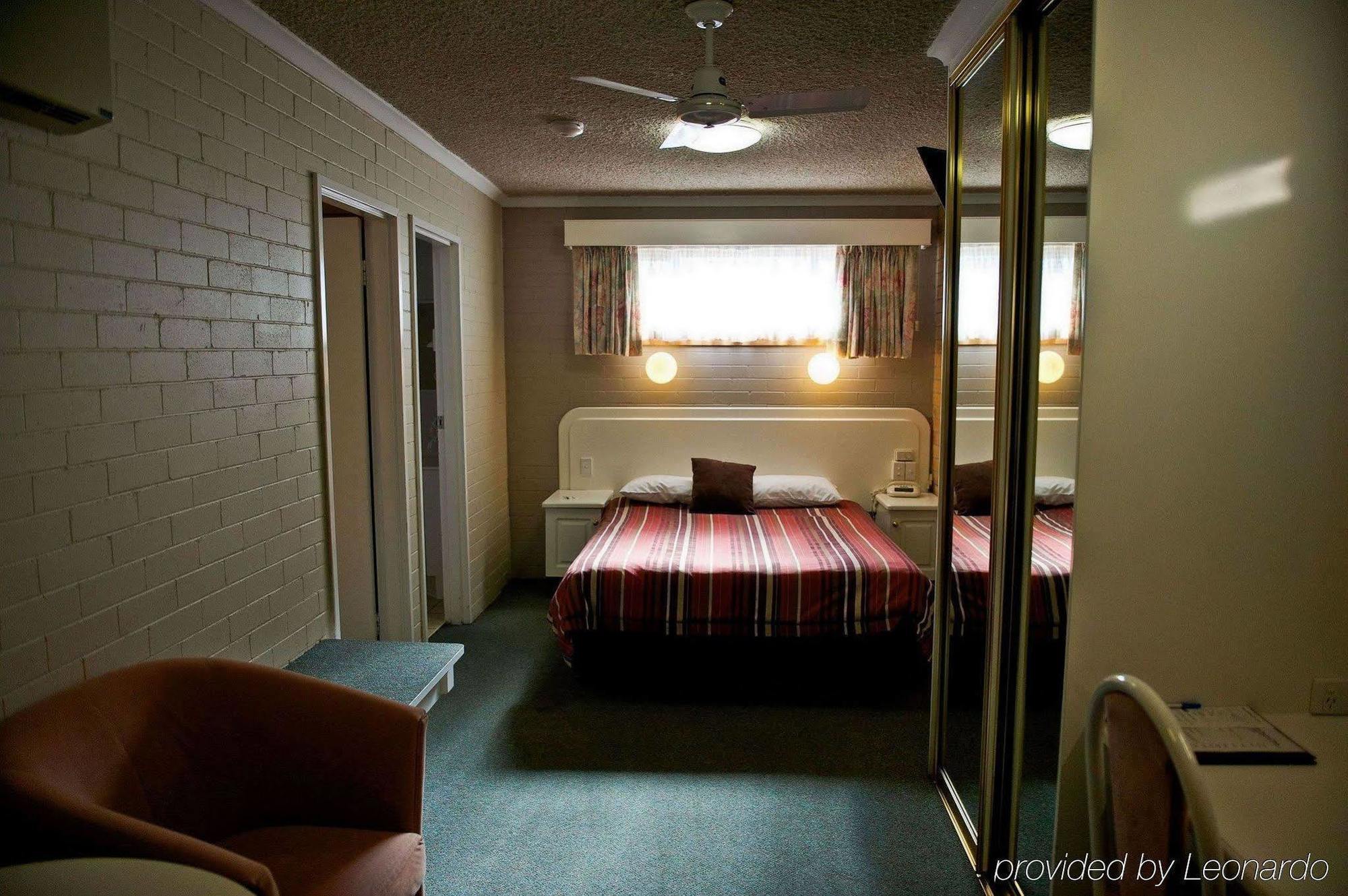Cousins Motor Inn Inverell Extérieur photo